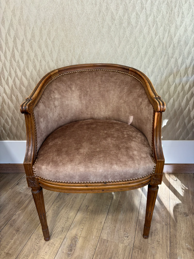 Fauteuil Louis XVI crapaud rénové